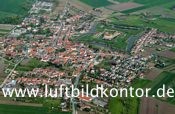 Heldrungen mit Wasserburg Heldrungen, Bernhard Fischer Luftaufnahme, Nr 1570, 04-2010