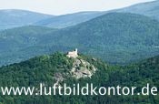 Schlossruine Kynast vor beeindruckender Landschaft, Piechowice, Polen, Nr. 1364 Bernhard Fischer Luftbild